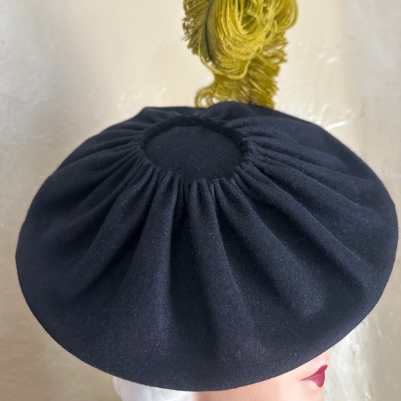ALLURING 1940s\' BLACK FELT BERET WITH GATHERED TOP + CURLED CHARTREUSE  FEATHER main image 10